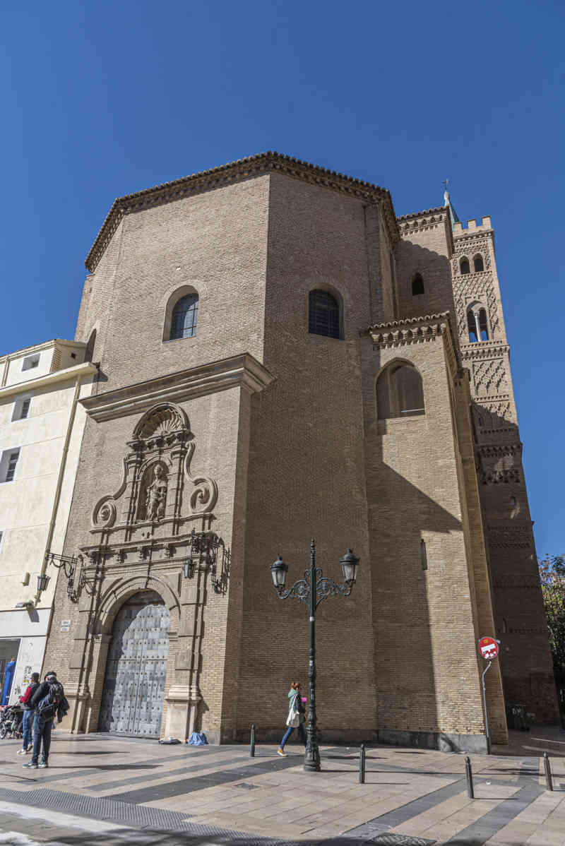 Zaragoza 109 - iglesia de San Gil.jpg